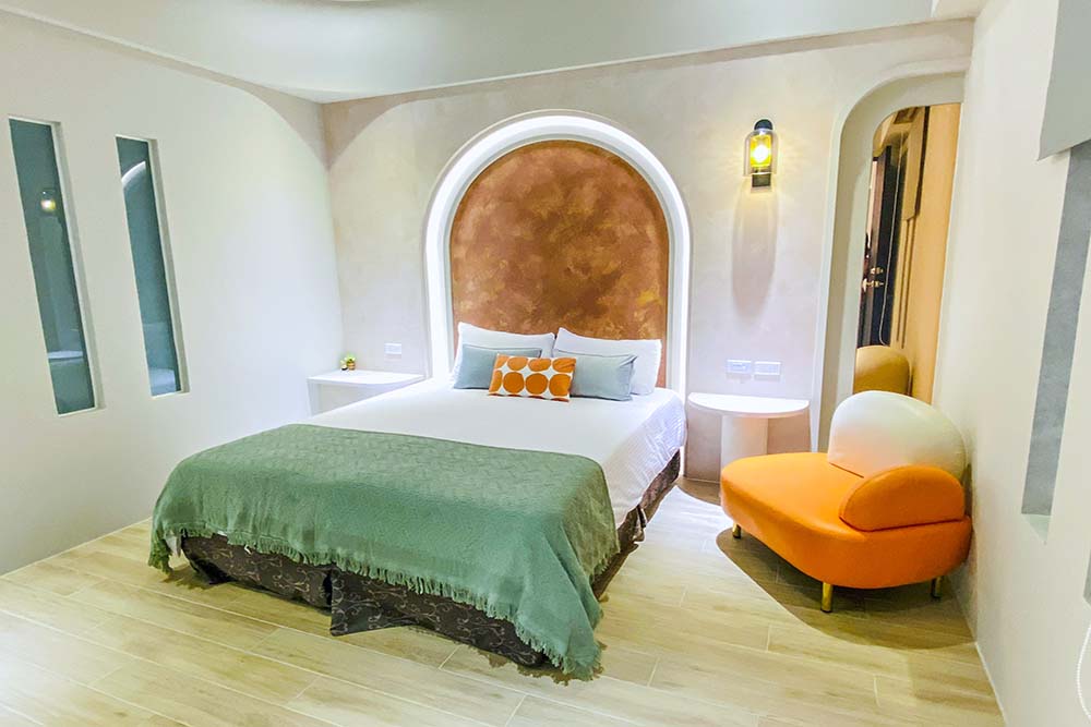 墾丁朵朵包棟民宿